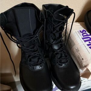 Nike SFB B2
Men's Boots